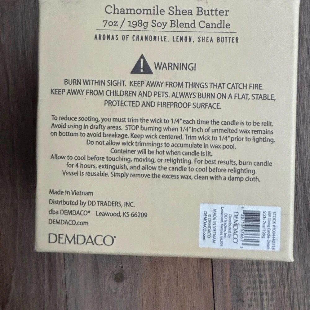 NIB Chamomile Shea butter Soy Blend candle